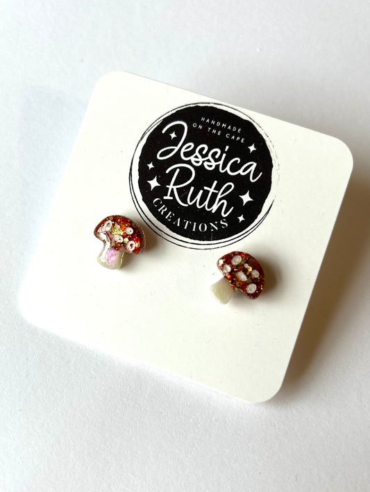 Brown Mushroom Studs