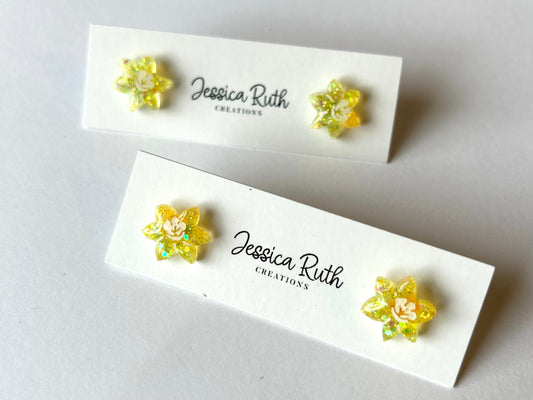 Daffodil Studs