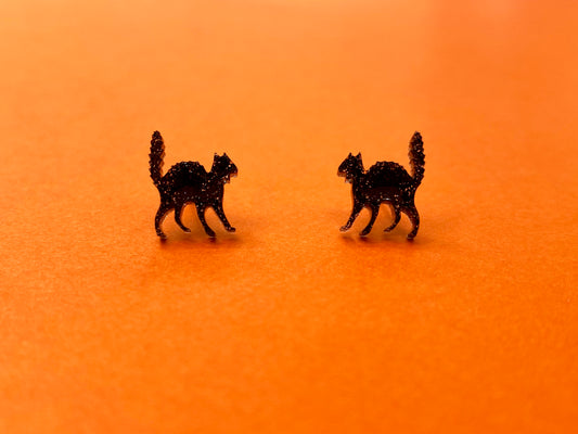 Little Spooky Cat Stud Earrings